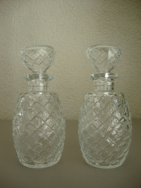 Glazen flesjes - brocante - VERKOCHT
