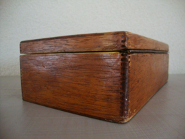 Houten kistje - hond - vintage - VERKOCHT