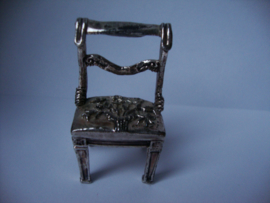 Zilverkleurig miniatuur stoel - VERKOCHT