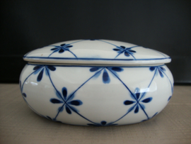 Dekselschaaltje - blauw/wit - ovaal - VERKOCHT