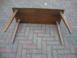 Vintage tafeltje - VERKOCHT