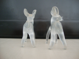 Twee beeldjes hertjes - glas - matglas - VERKOCHT