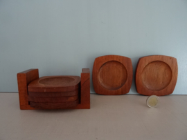 Houten onderzetters - vintage - VERKOCHT