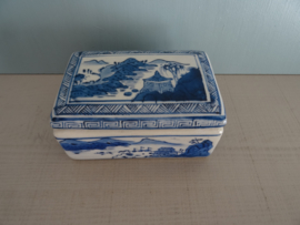 Chinees dekseldoosje - blauw/wit - VERKOCHT