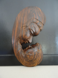 Hout snijwerk - moeder met kind - wanddecoratie - VERKOCHT