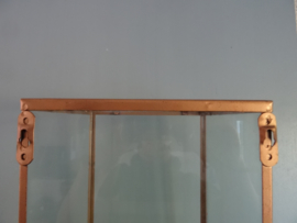 Vitrinebakje - Glazen bakje - metaal - glas - koperkleur- VERKOCHT