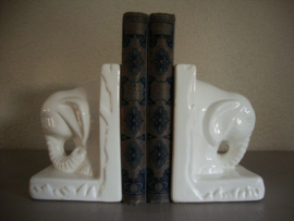 Boekensteunen olifant - wit - VERKOCHT