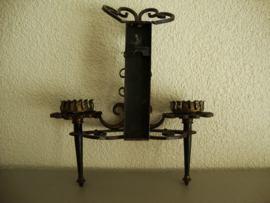 Oude kandelaar - wandkandelaar
