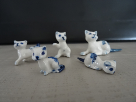 Beeldjes - poesjes - miniatuur - Delfts blauw - VERKOCHT