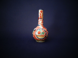 Antiek Japans imari vaasje - miniatuur