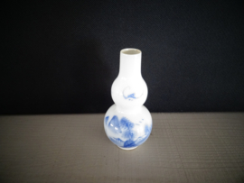 Klein vaasje - Chinees  - blauw wit - VERKOCHT