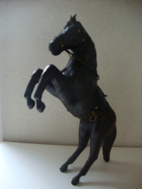 Beeld steigerend paard - VERKOCHT