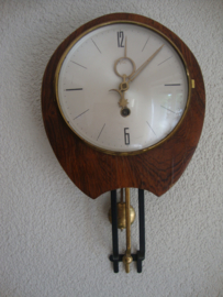Vintage klok wandklok met slinger - Orfac - VERKOCHT