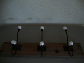 Kapstok hout - 3 haken - VERKOCHT