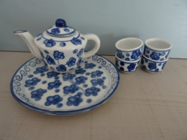 Miniatuur serviesje - blauw/wit