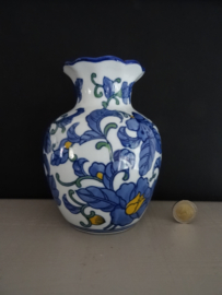 Vaas - blauw/wit/geel - VERKOCHT