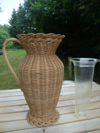 Rotan vloervaas - vintage - VERKOCHT