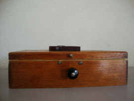 Houten kistje - hond - vintage - VERKOCHT