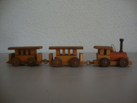 Houten trein treintje - vintage - VERKOCHT