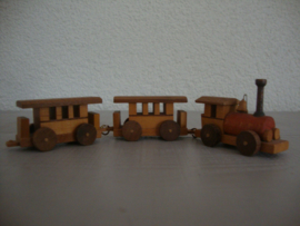 Houten trein treintje - vintage - VERKOCHT