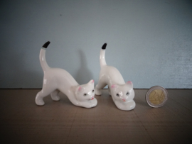 Beeldjes poesjes - Set van 2 - VERKOCHT