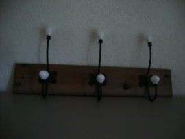 Kapstok hout - 3 haken - VERKOCHT