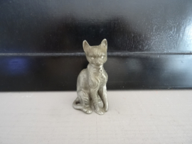 Tinnen beeldje poes - kat - letterbakfiguurtje - VERKOCHT