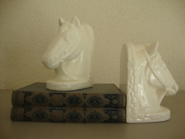Boekensteunen paard - VERKOCHT