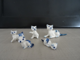 Beeldjes - poesjes - miniatuur - Delfts blauw - VERKOCHT