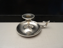 Zilverkleurige blaker kandelaar - VERKOCHT