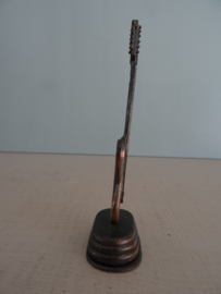 Vintage puntenslijper - gitaar - miniatuur - VERKOCHT