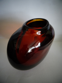 Glazen vaasje - Zwaar en dik glas - Bruin