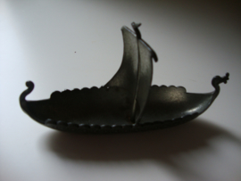 Tinnen Noors schip - vikingschip - VERKOCHT