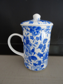 Mok met deksel - blauw/wit - St. George - Fine bone China - VERKOCHT