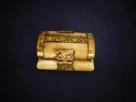 Klein doosje - camel bone met messing - snuisterijdoosje