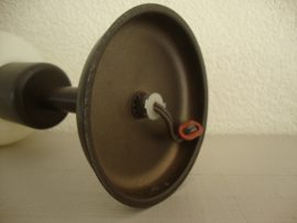 Vintage tafellamp - witte (creme-kleurige) bol - VERKOCHT