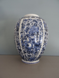 Dekselpot - vaas - blauw/wit - Italiaans - vlinders en bloem - VERKOCHT
