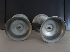 Metalen kandelaars - blakers - VERKOCHT