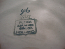 Vaas Flora Gouda Holland - groen beige - VERKOCHT