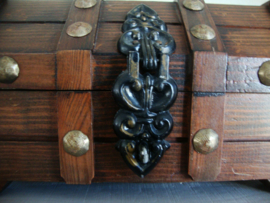Houten schatkistje - VERKOCHT