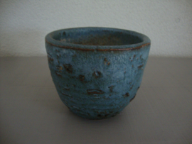 Vintage bloempotje blauw - VERKOCHT