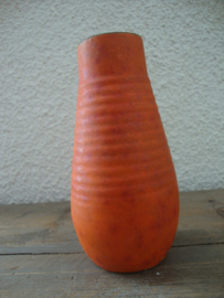 Vintage vaasje - oranje - VERKOCHT