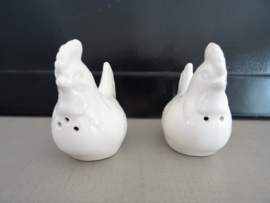 Eierschaal met peper- en zoutstel - kip - wit - VERKOCHT