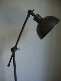 Metalen lamp - vloerlampen - Industrieel - VERKOCHT