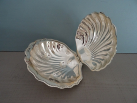 Schaaltje - schelp - zilverkleurig - VERKOCHT