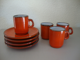 Kop en schotels - oranje - VERKOCHT