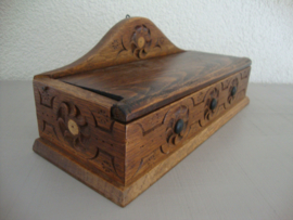 Houten kistje wandkistje - VERKOCHT
