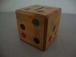Houten dobbelsteen - spaarpot - vintage - VERKOCHT