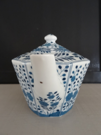 Theepotje blauw/wit - VERKOCHT