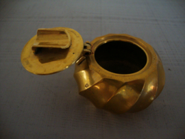 Koperen of messing asbakje met deksel - VERKOCHT